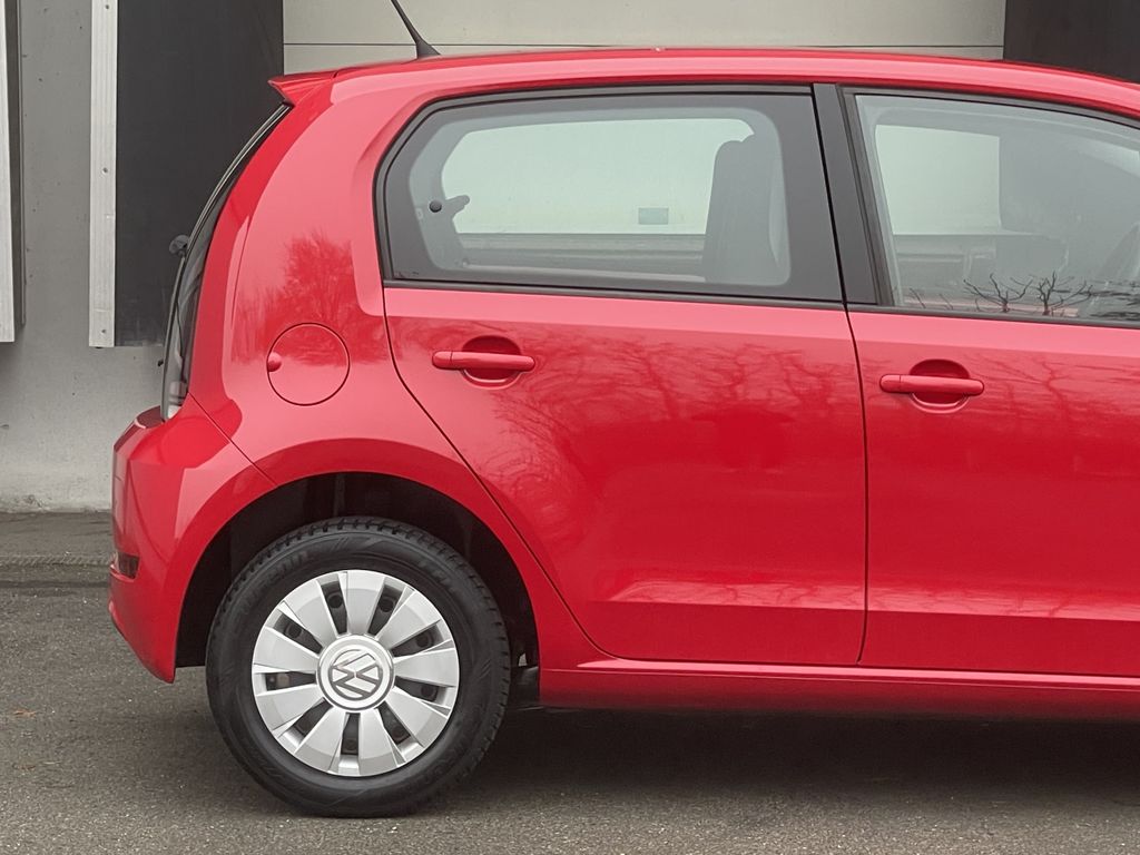 Volkswagen up! 2018