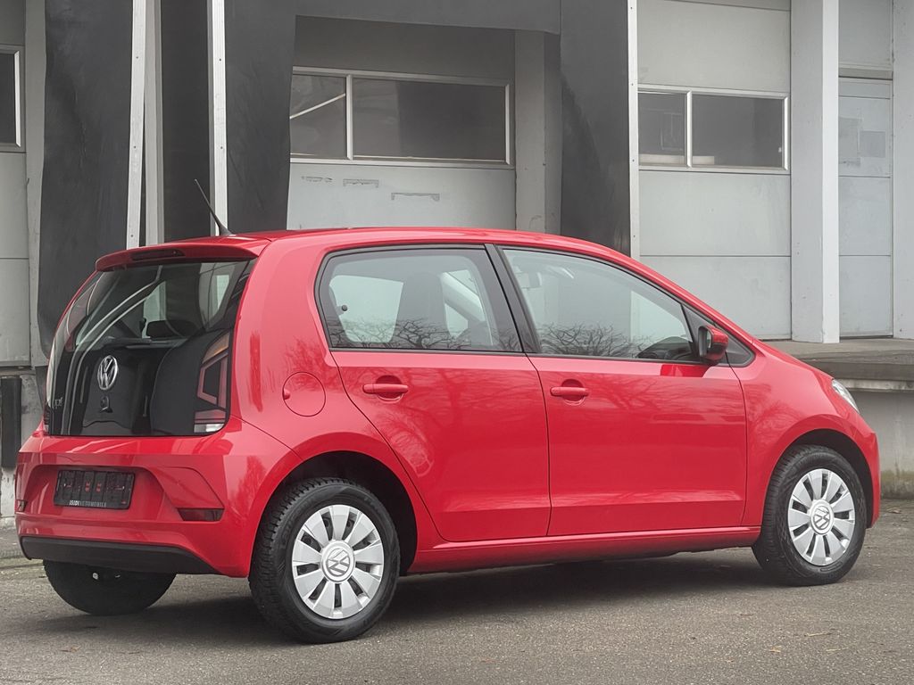 Volkswagen up! 2018