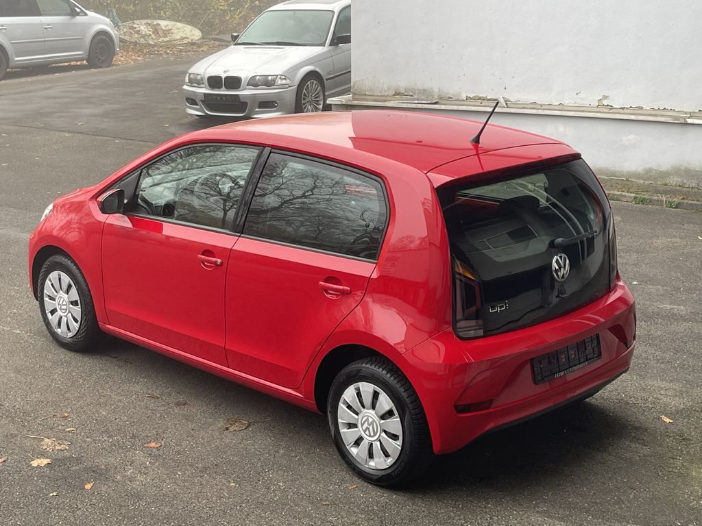 Volkswagen up! 2018