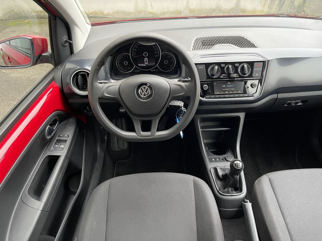 Volkswagen up! 2018