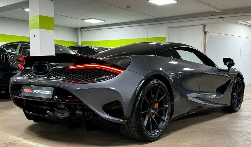 McLaren 750S 2024