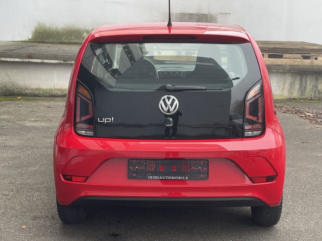 Volkswagen up! 2018
