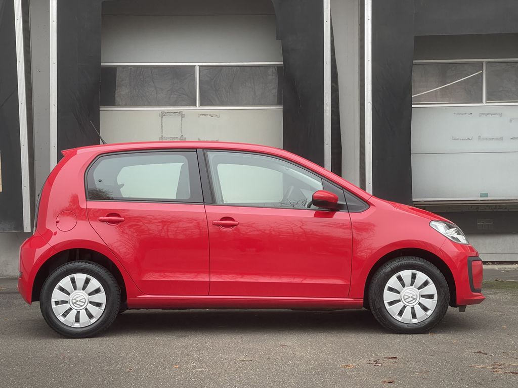 Volkswagen up! 2018