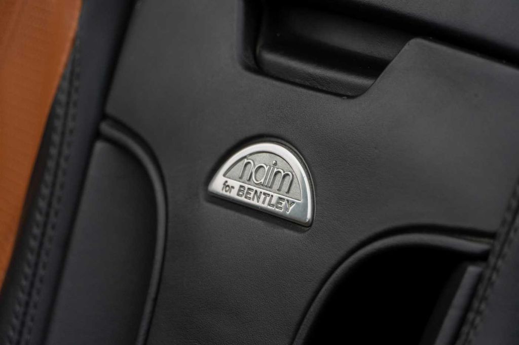 Bentley Continental GTC 2013