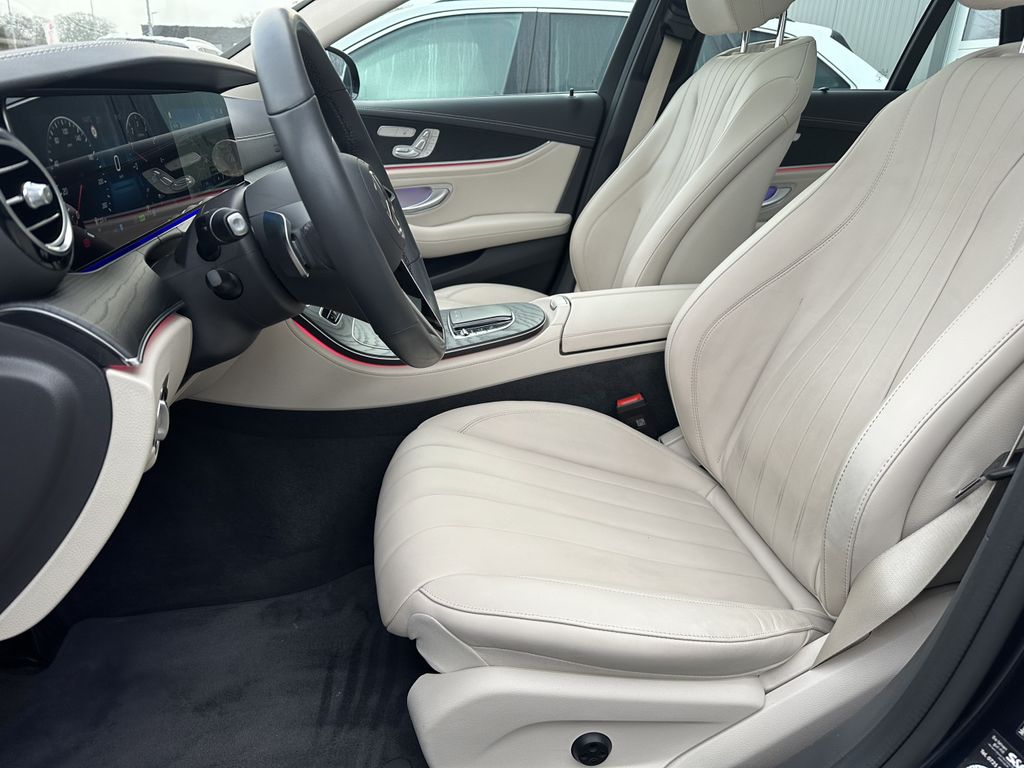 Mercedes-Benz E 300 2022