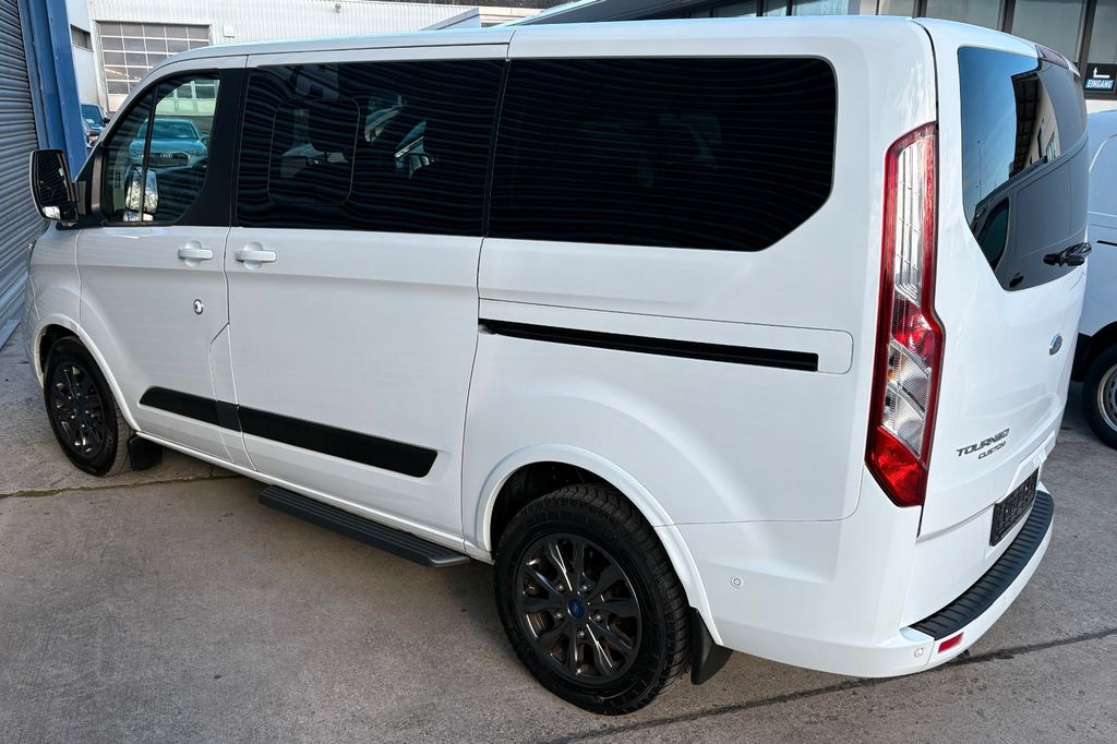 Ford Tourneo Custom 2021