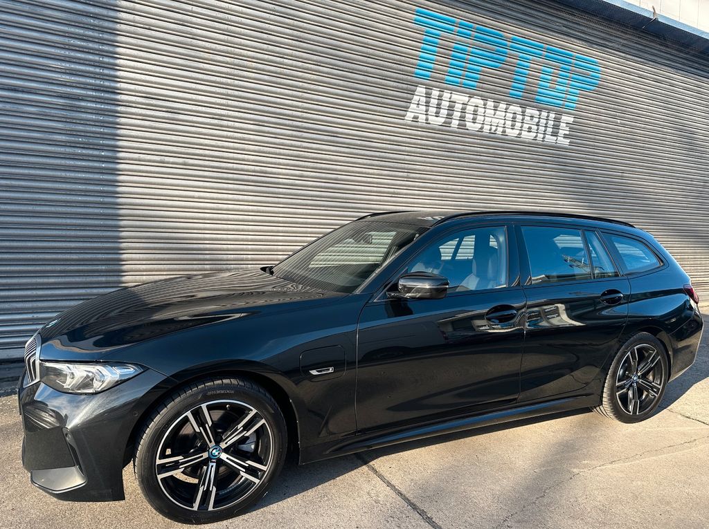 BMW 330 2022