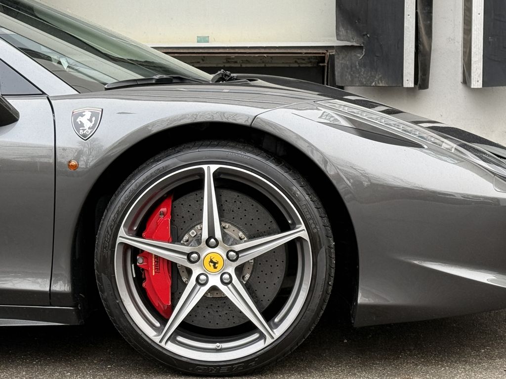 Ferrari 458 2013