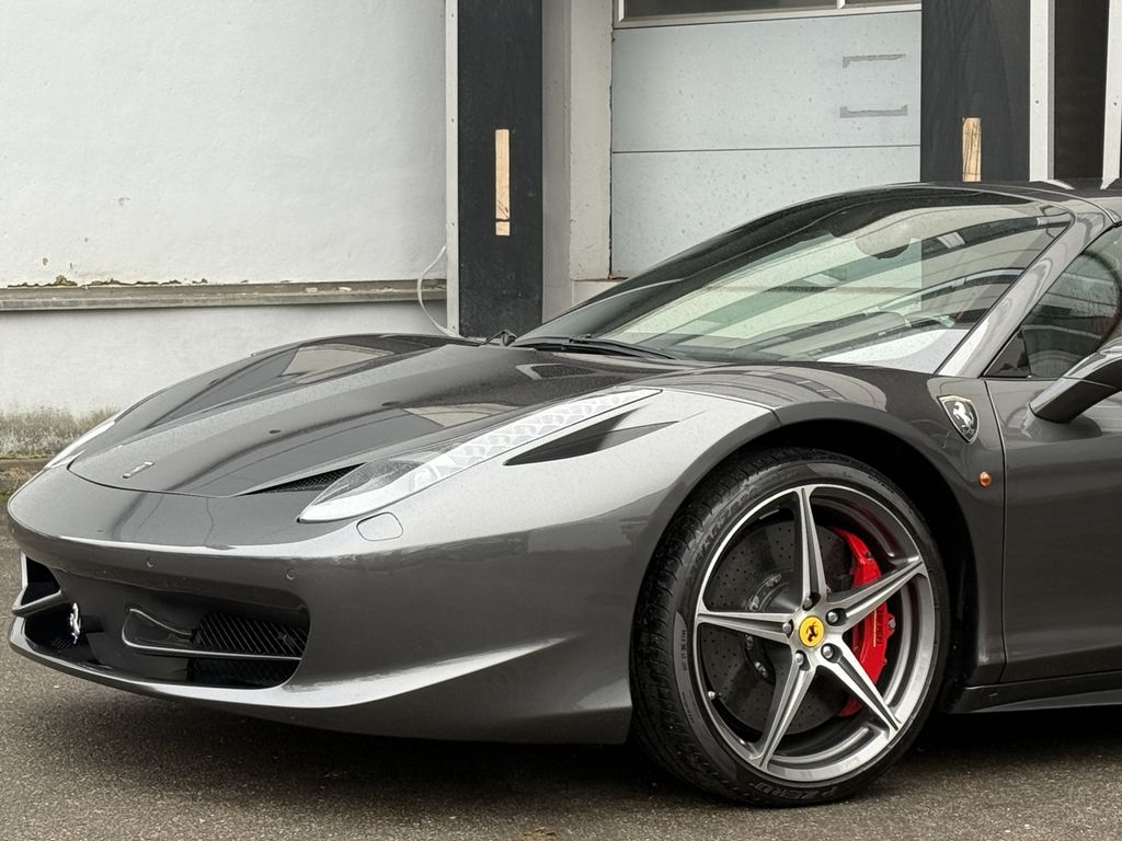 Ferrari 458 2013
