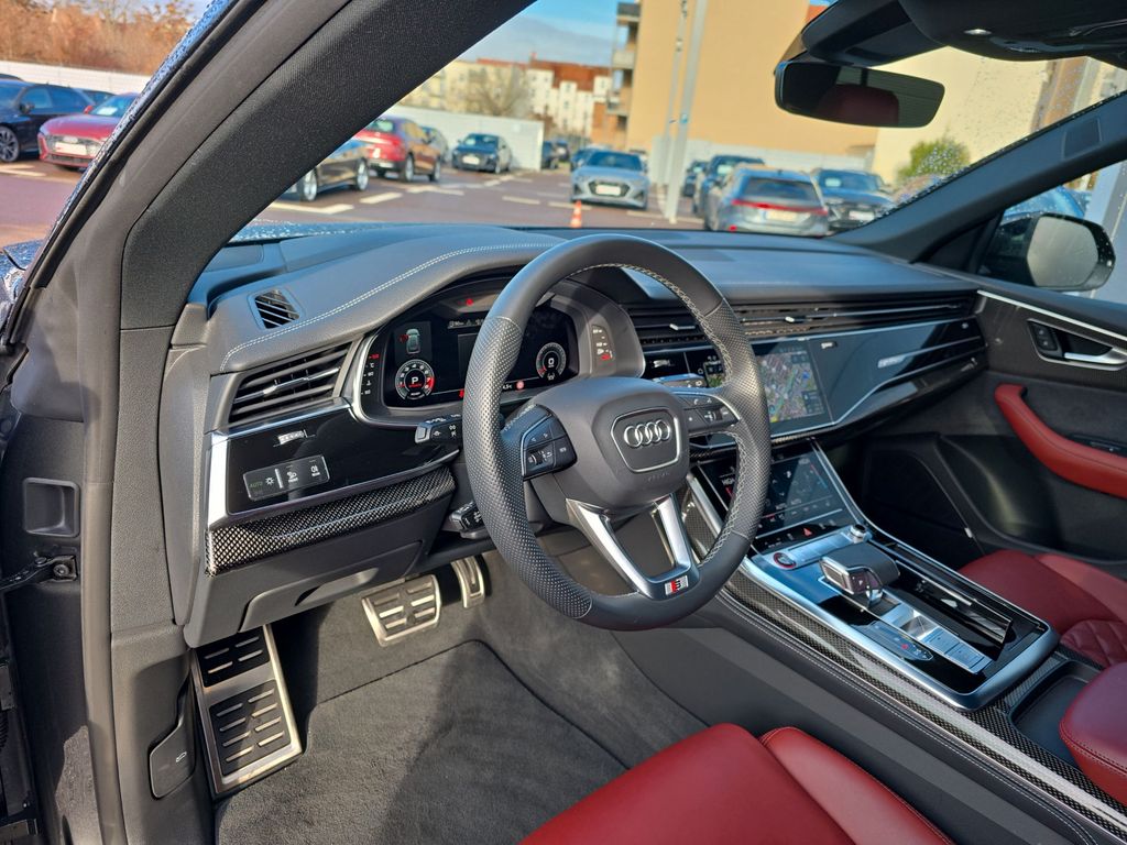 Audi SQ8 2023