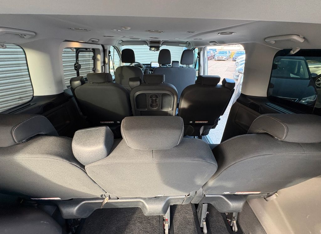 Ford Tourneo Custom 2021