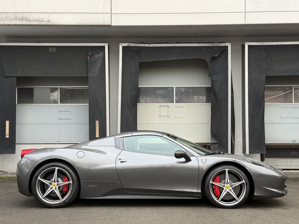 Ferrari 458 2013