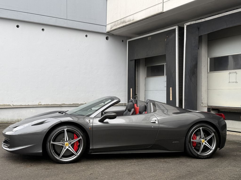 Ferrari 458 2013