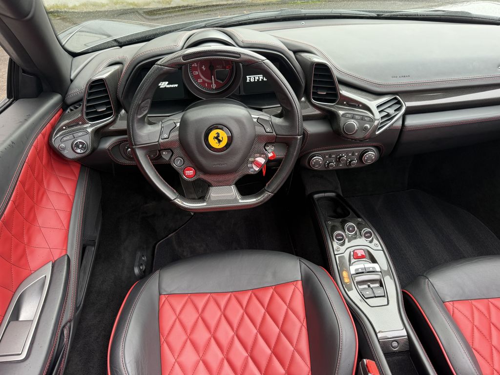 Ferrari 458 2013