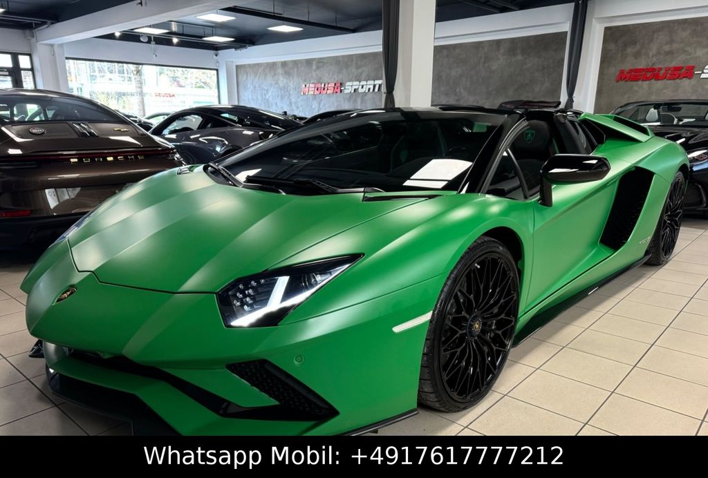Lamborghini Aventador 2019