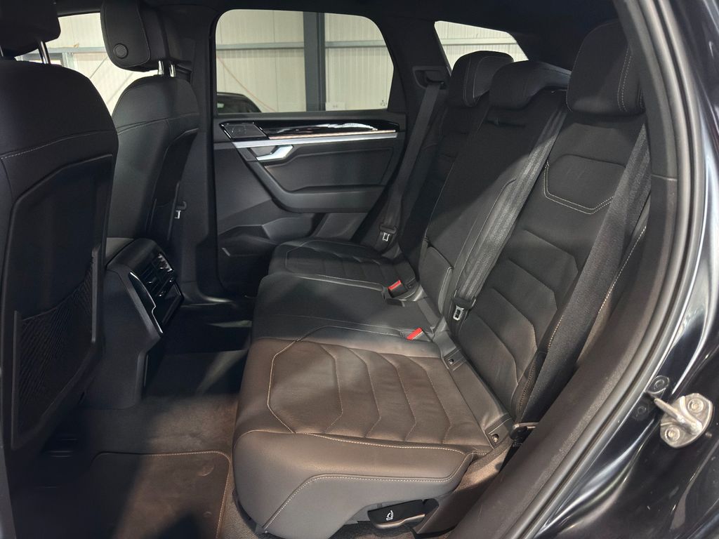 Volkswagen Touareg 2021