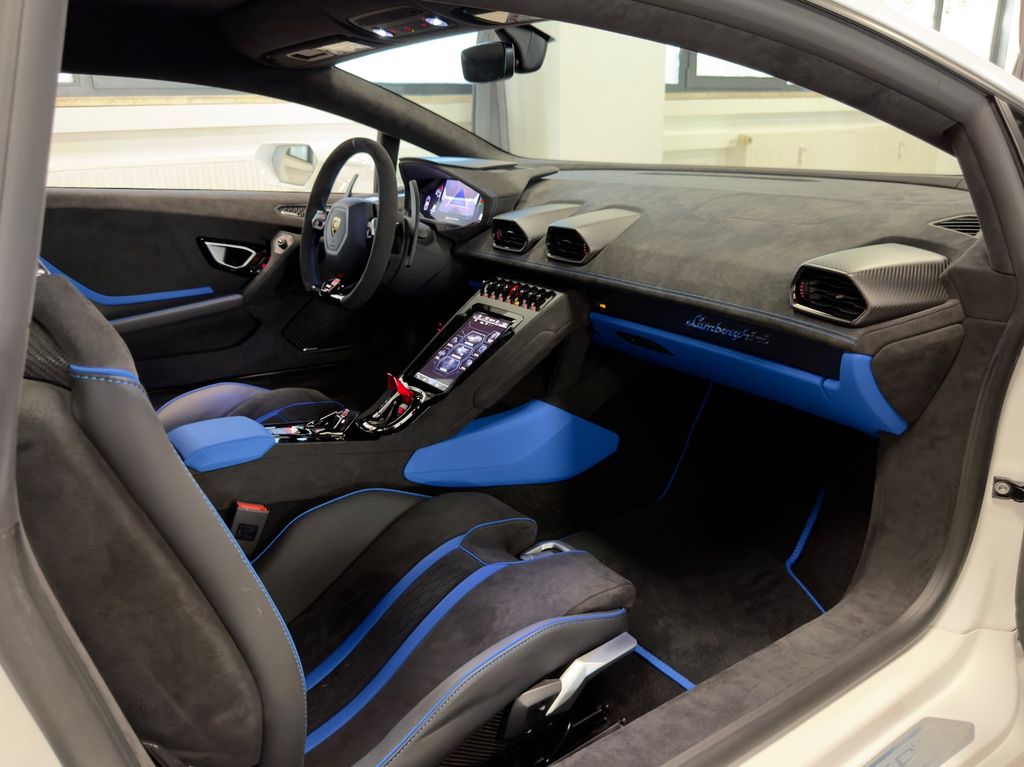 Lamborghini Huracán 2023