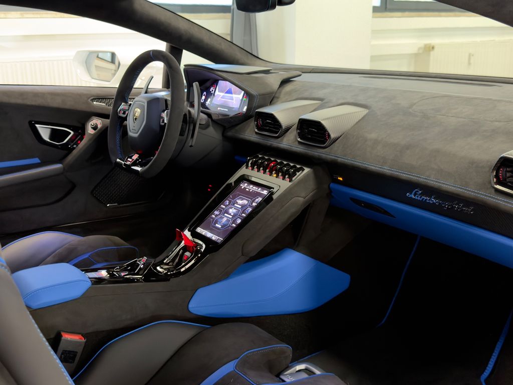 Lamborghini Huracán 2023