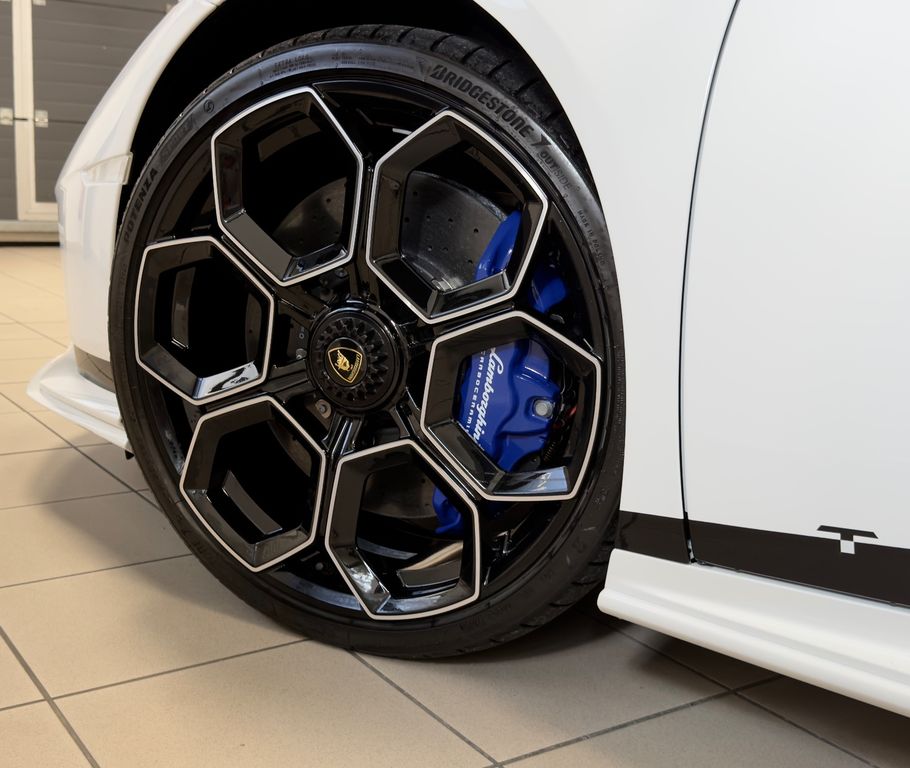 Lamborghini Huracán 2023