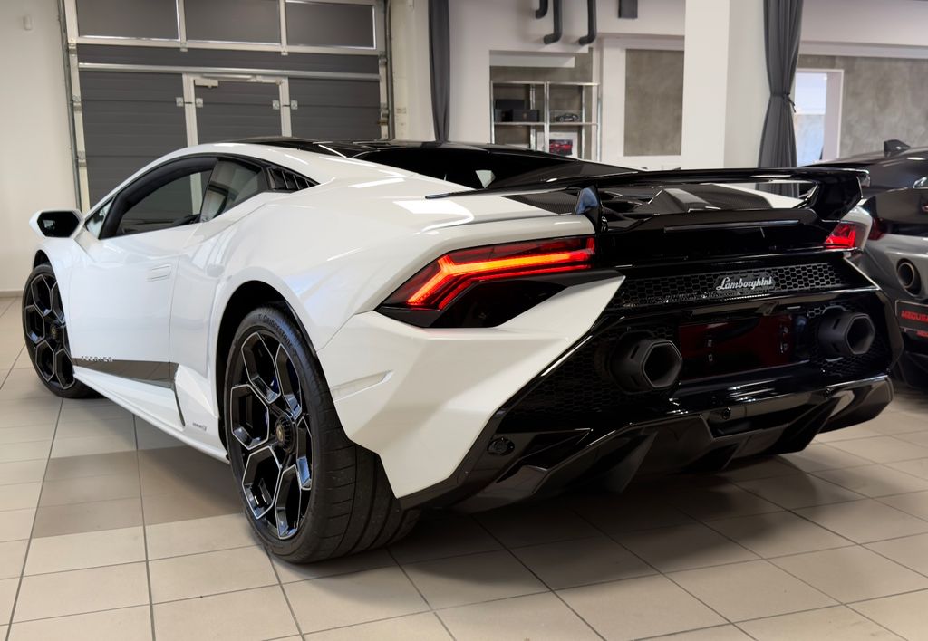 Lamborghini Huracán 2023