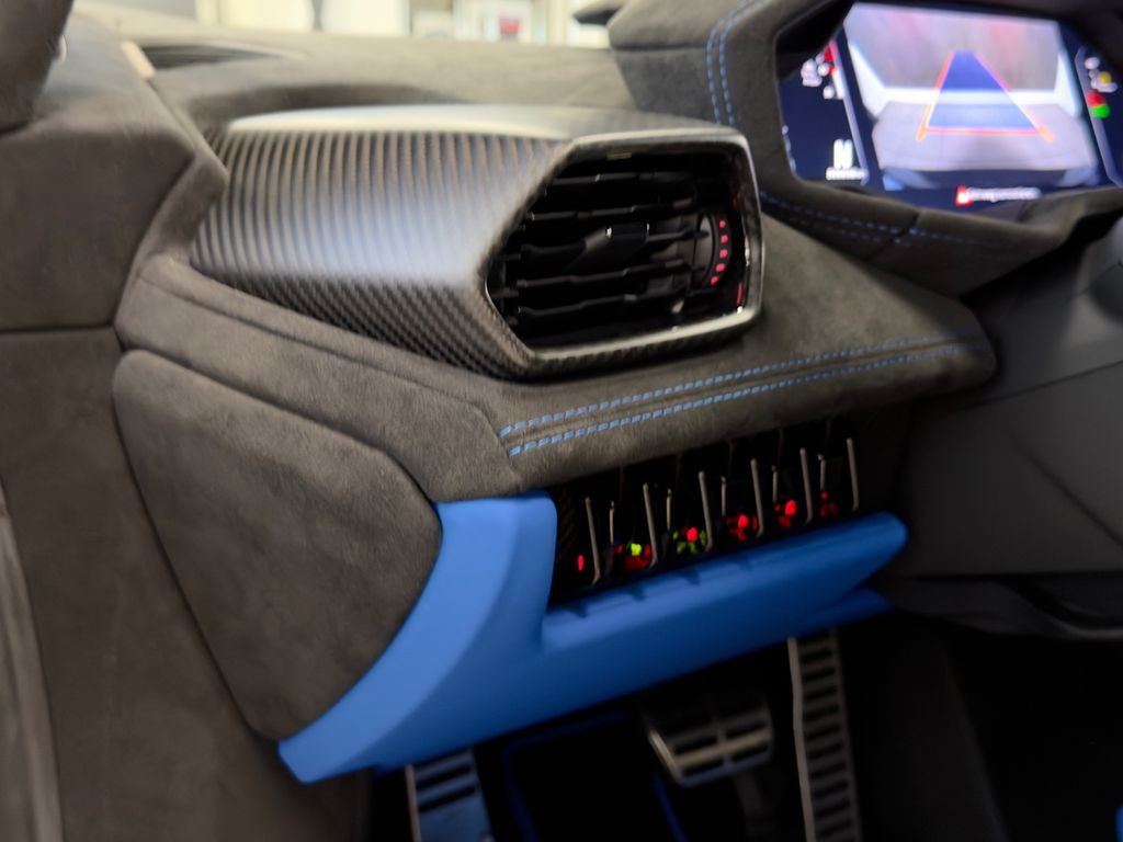 Lamborghini Huracán 2023