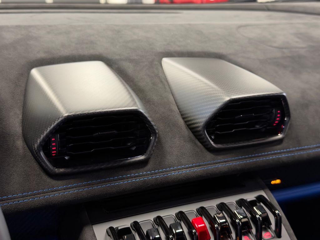 Lamborghini Huracán 2023