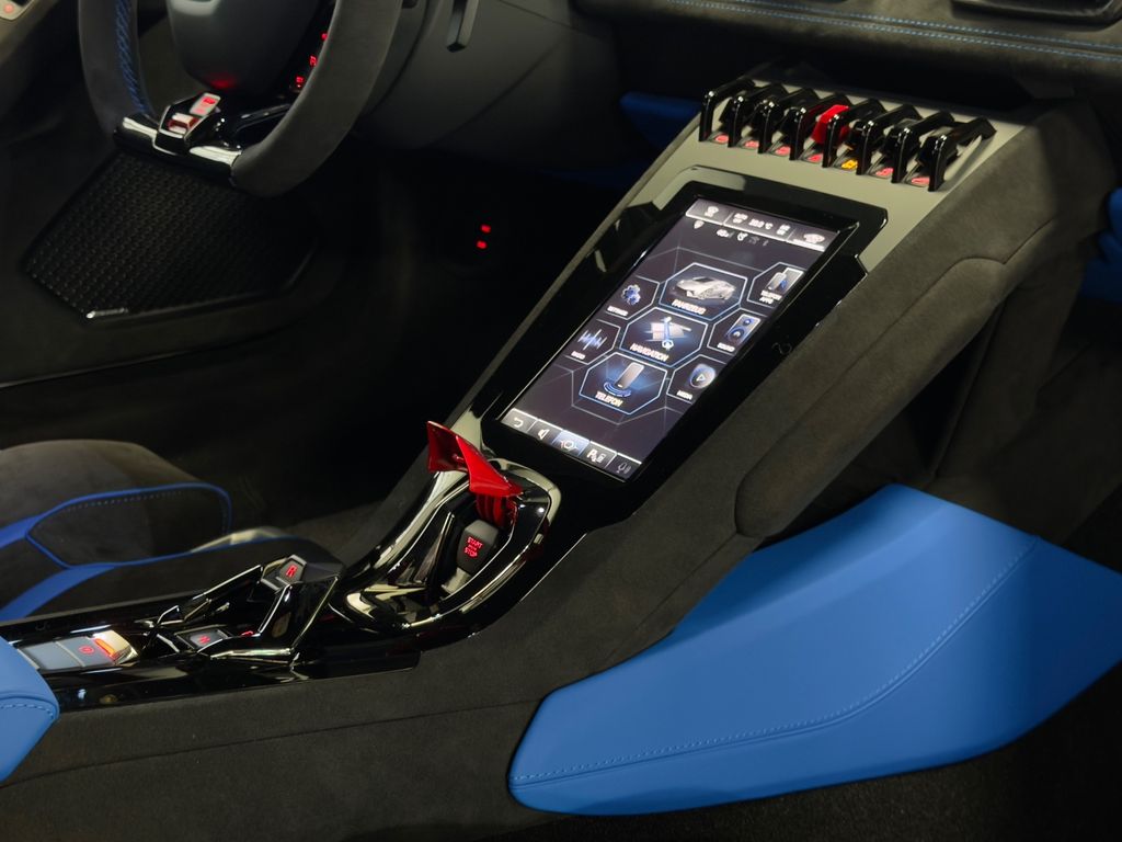 Lamborghini Huracán 2023