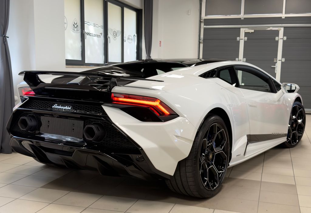 Lamborghini Huracán 2023
