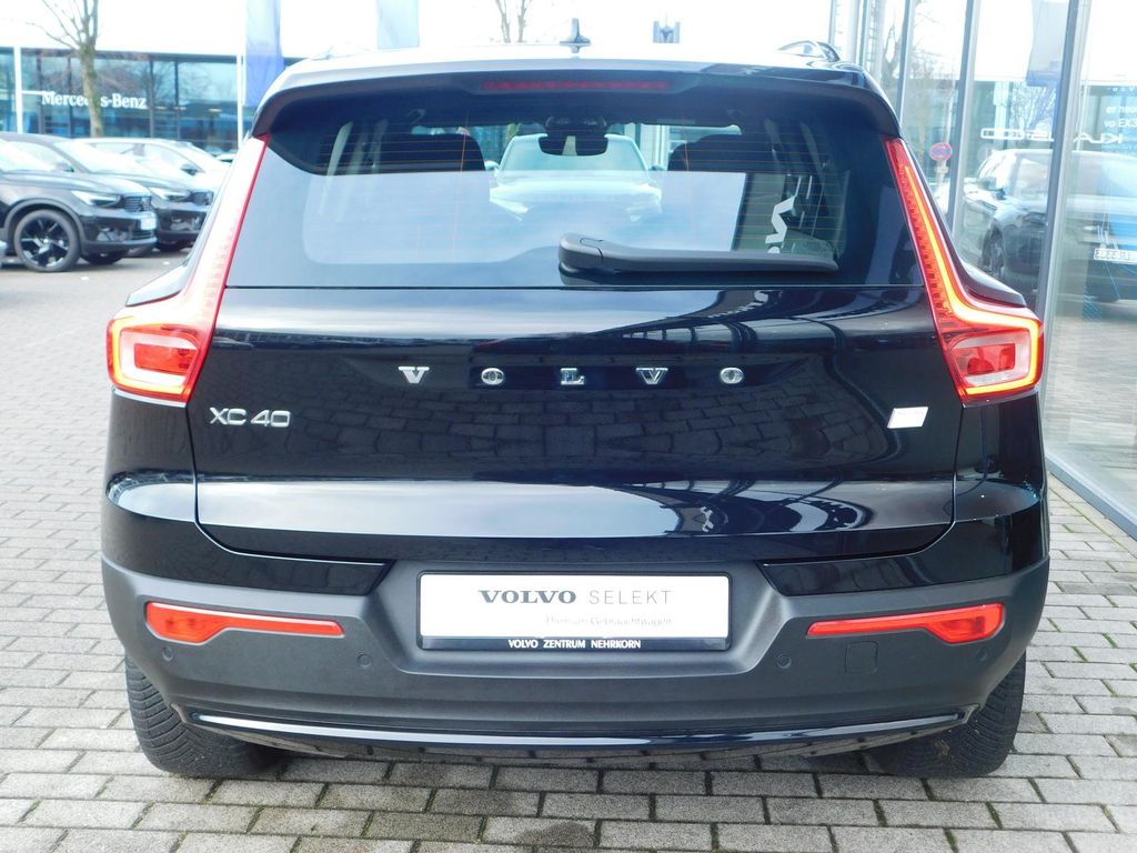 Volvo XC40 2023