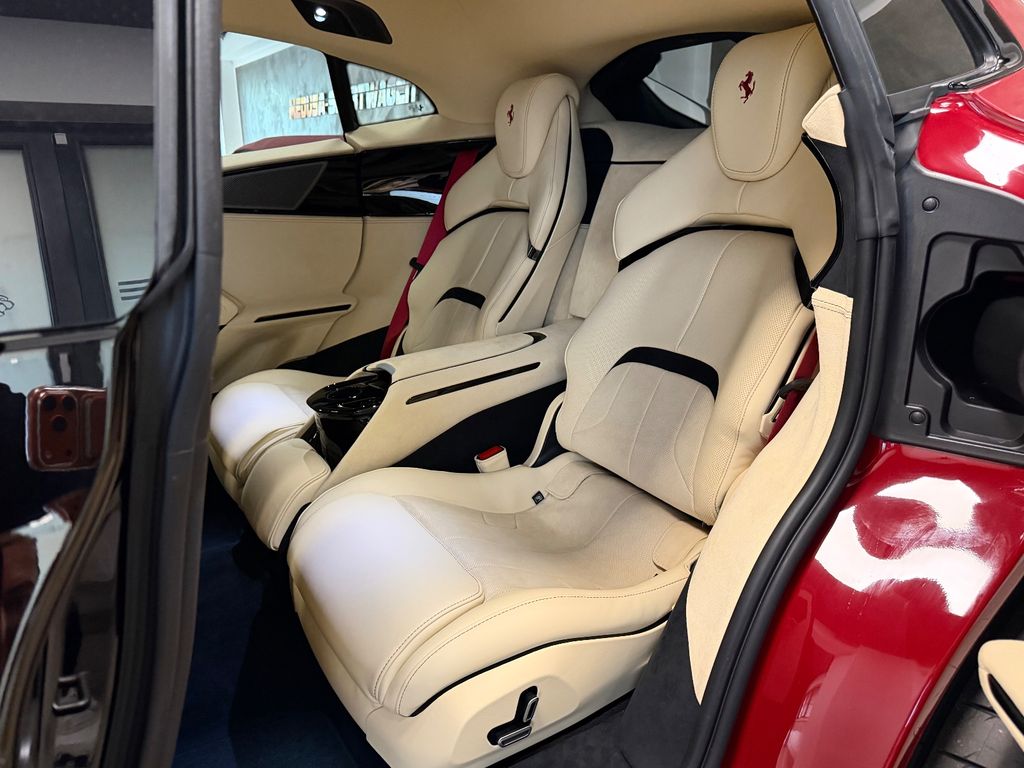 Ferrari Purosangue