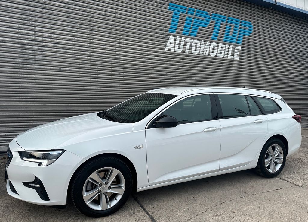 Opel Insignia 2022