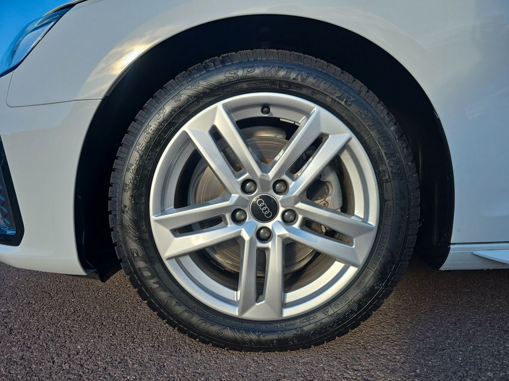 Audi A4 2025