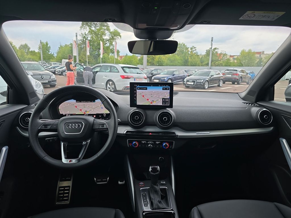 Audi SQ2 2024