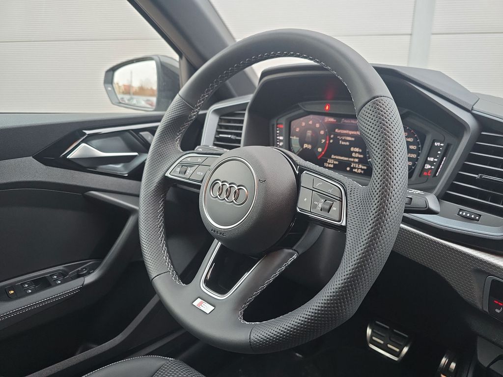 Audi A1 2025