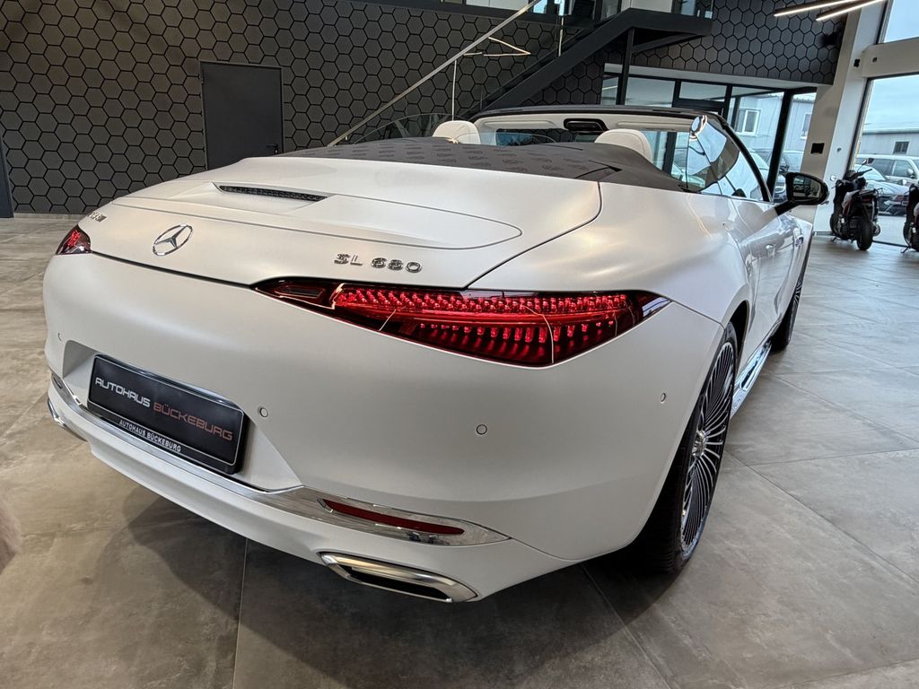 Mercedes-Benz SL 680 2025