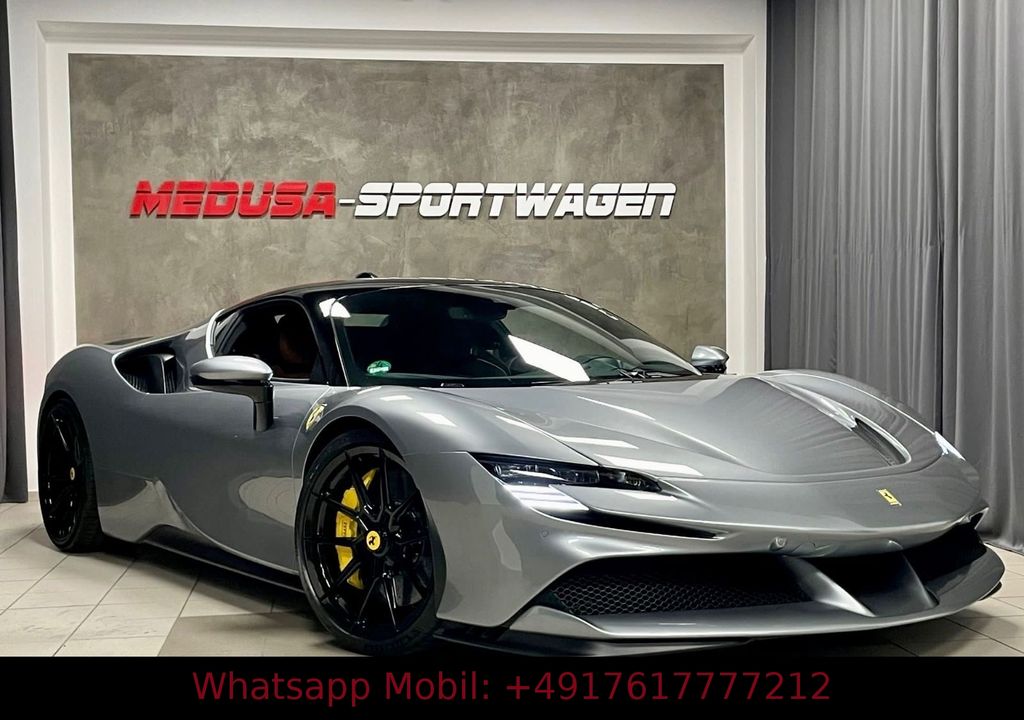 Ferrari SF90 2021