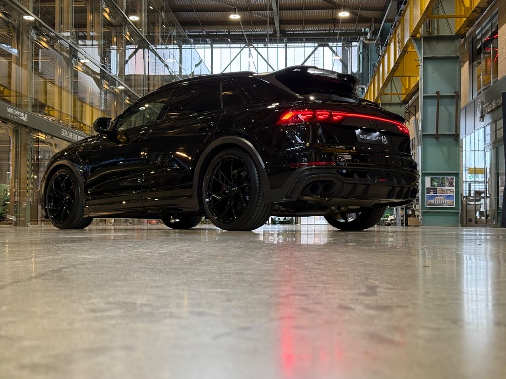 Audi RSQ8 2025