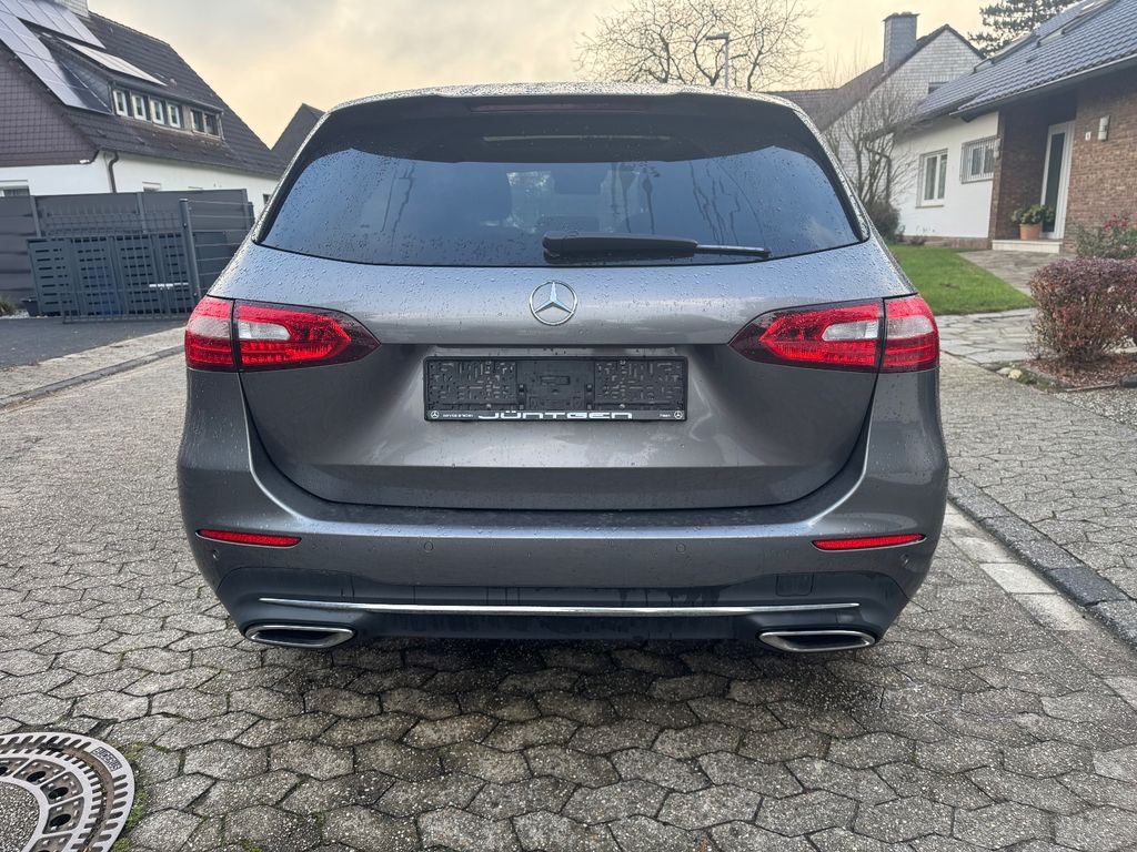 Mercedes-Benz B 220 2022