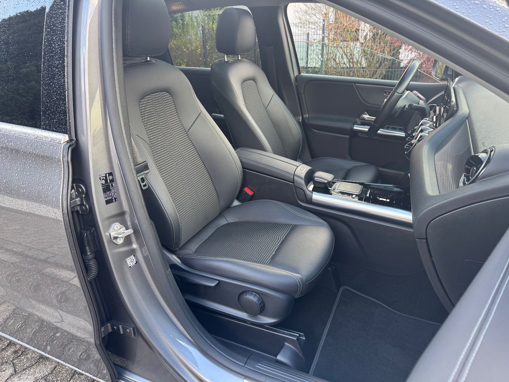Mercedes-Benz B 220 2022