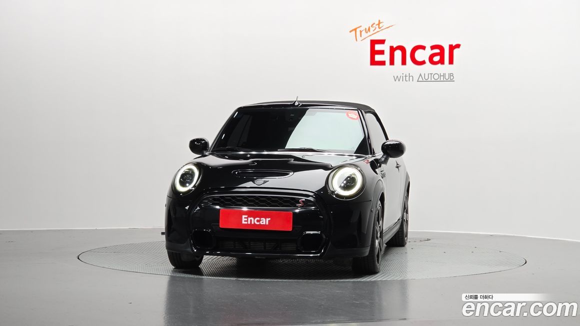 Mini Cooper Convertible 2023