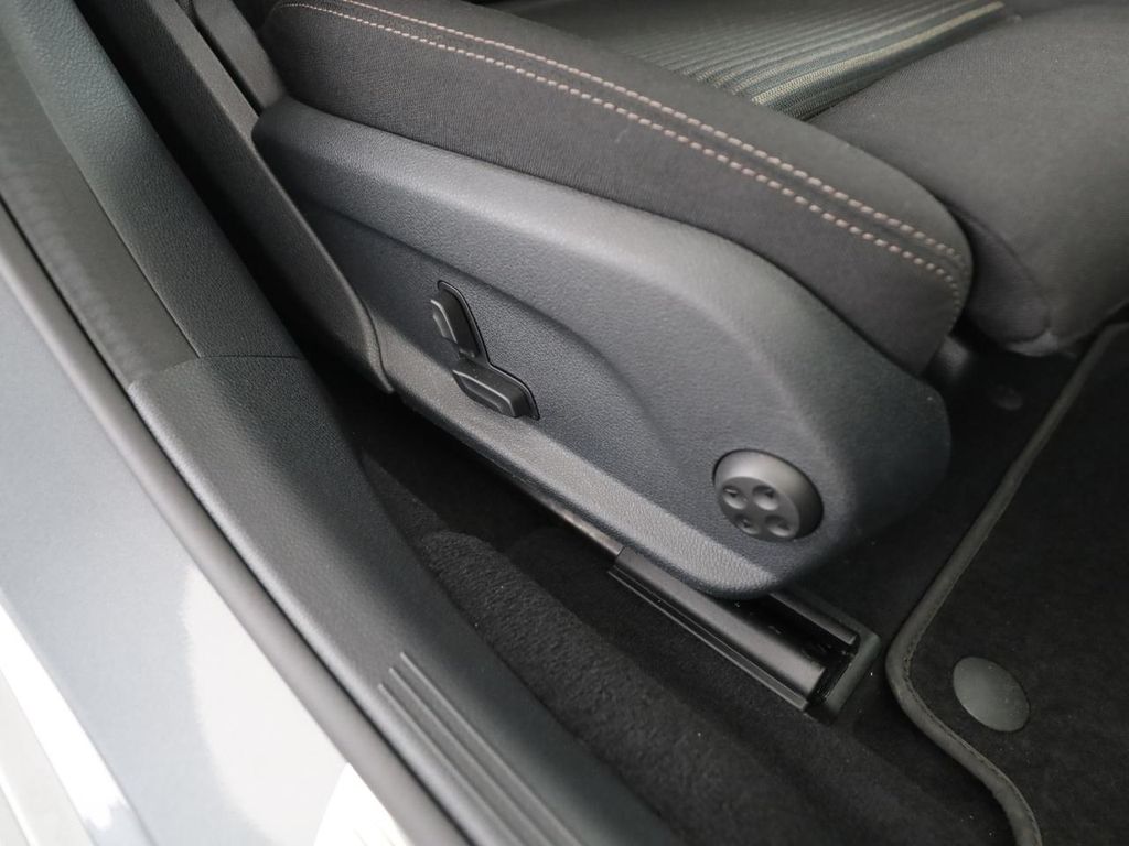 Mercedes-Benz E 220 2022