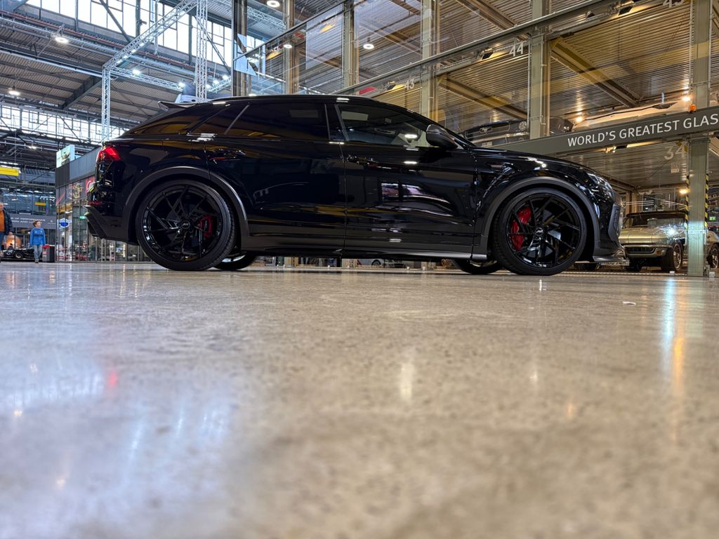 Audi RSQ8 2025