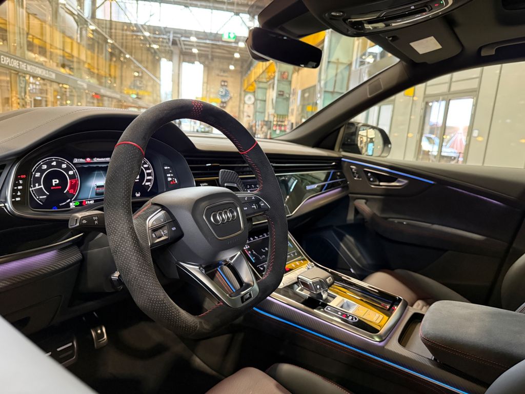 Audi RSQ8 2025