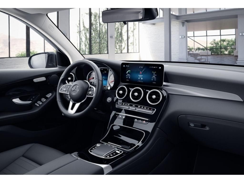 Mercedes-Benz GLC 300 2021