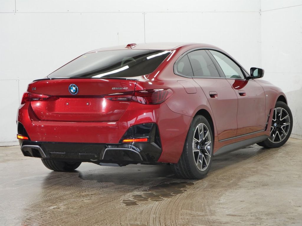 BMW i4 2025