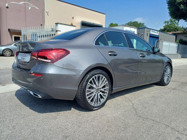 Mercedes-Benz A 220 2021