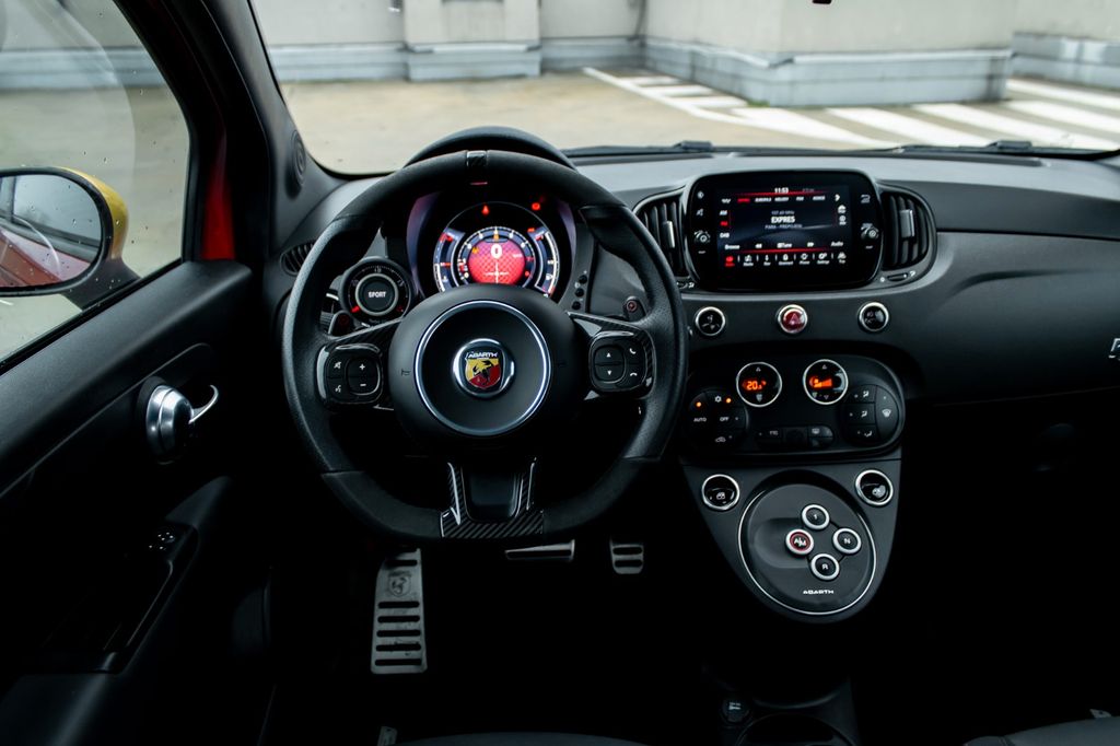 Abarth 500 2024