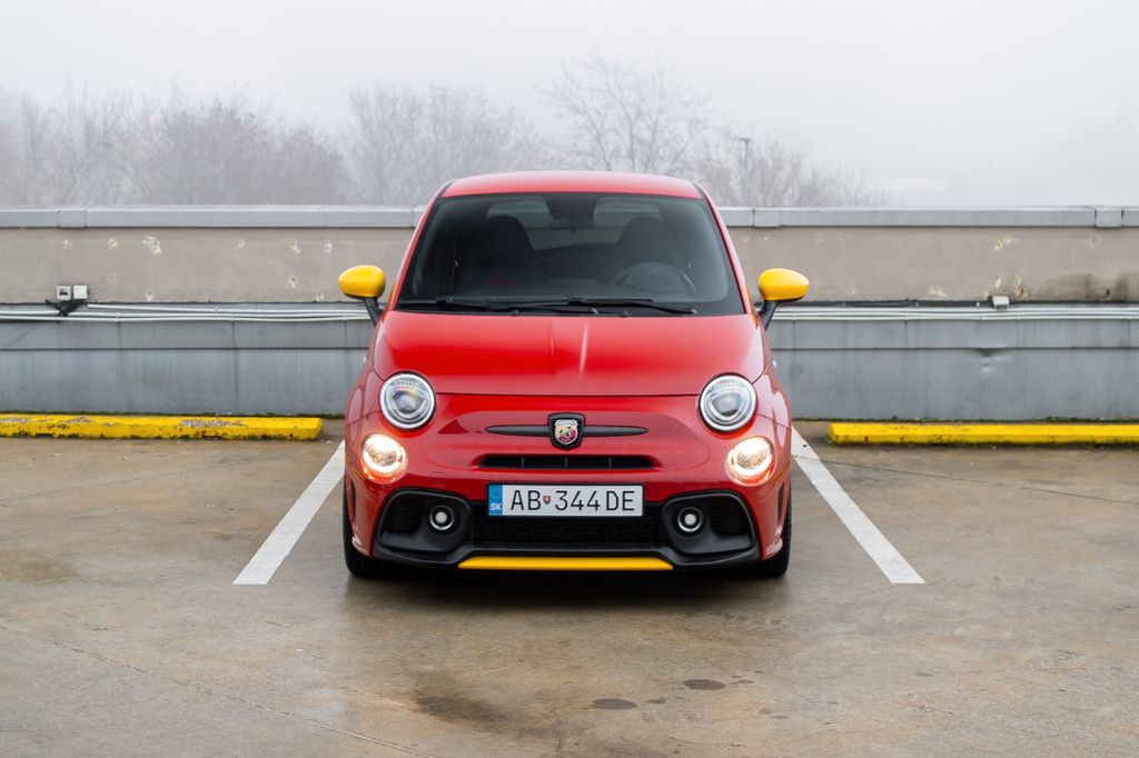 Abarth 500 2024