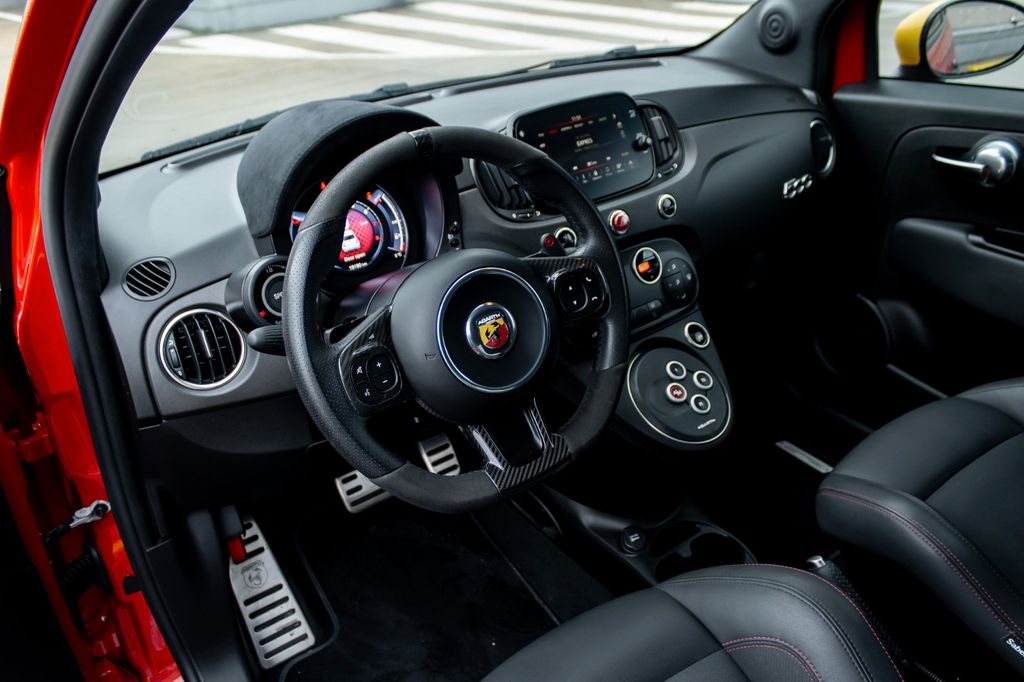 Abarth 500 2024