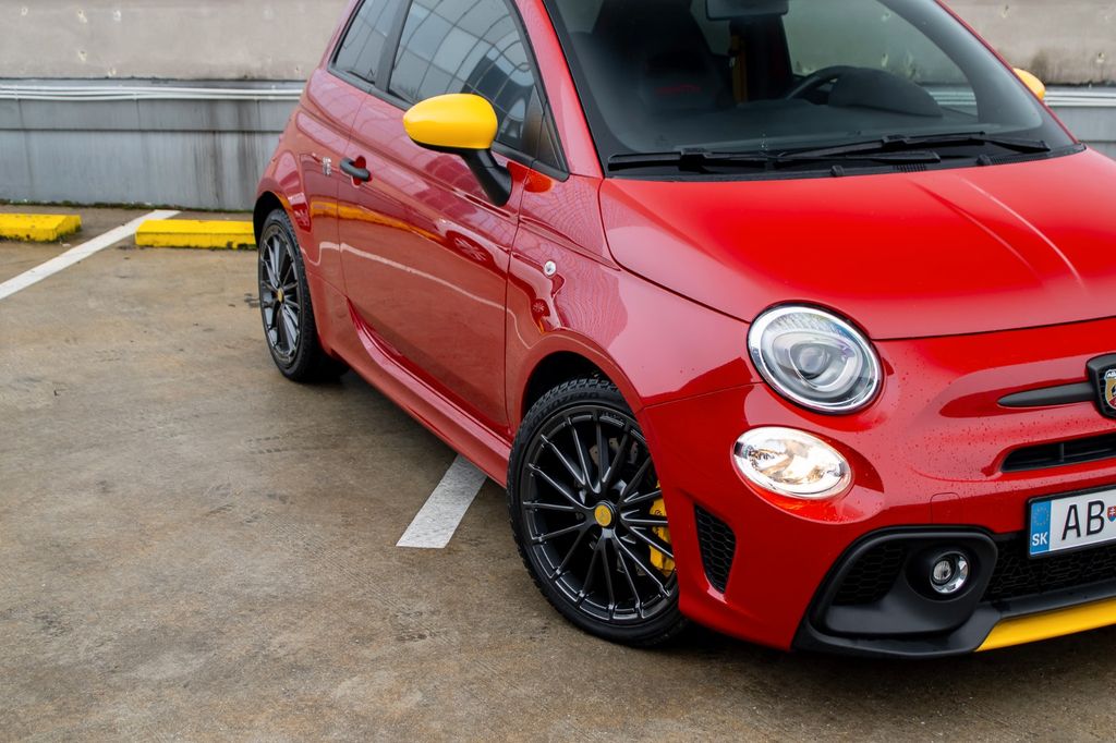 Abarth 500 2024